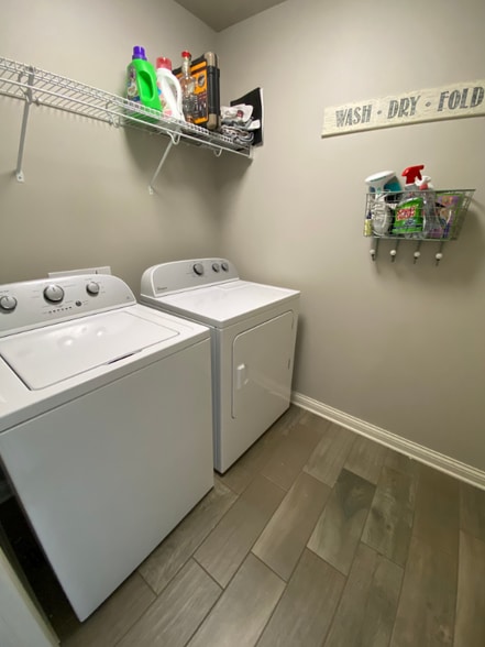 Building Photo - 1232 SE Birch Ln