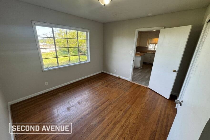 Building Photo - 9228 Brookhurst Dr