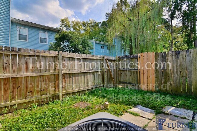 Building Photo - 308 Percival Rd