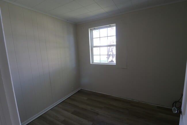 Building Photo - 504 Sequoyah Dr