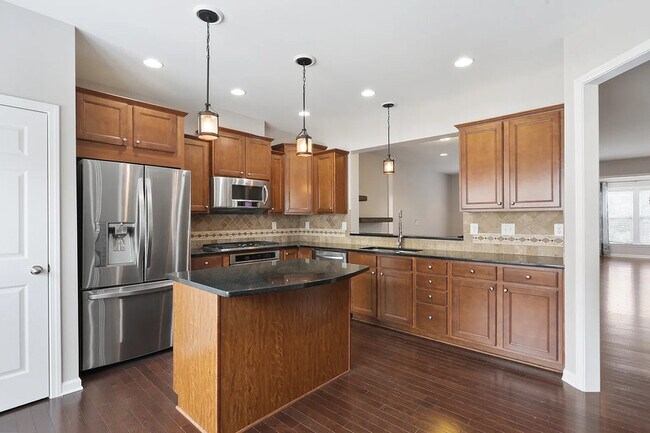 Building Photo - 5113 Kempsford Ct