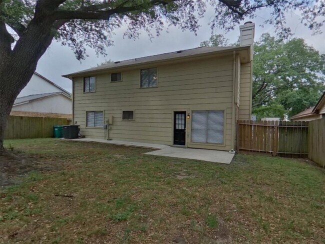 Building Photo - 5511 Fairview Forest Dr