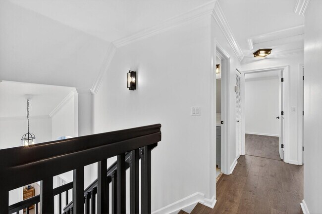 Building Photo - 8225 Pelican Harbour Dr