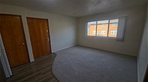 Building Photo - 119 Southview Dr