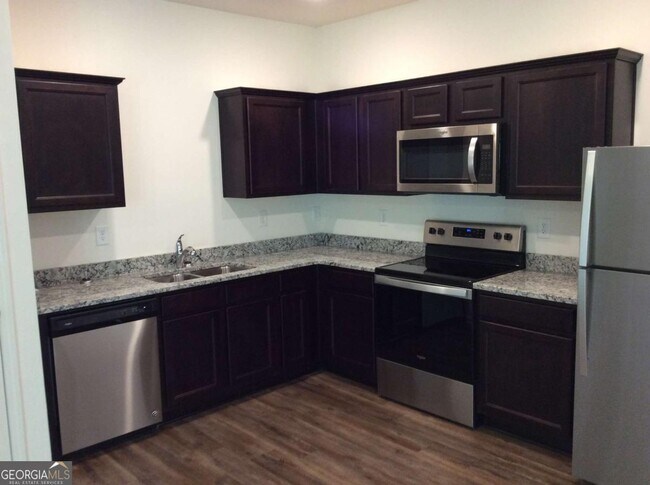 Building Photo - 3075 Tarian Way