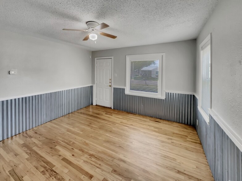 Building Photo - 2610 39th St