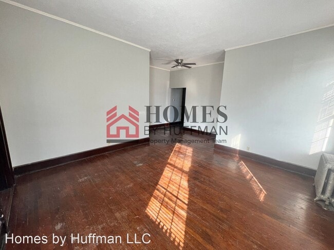 Building Photo - 1 br, 1 bath House - 400 E Columbia St Unit B