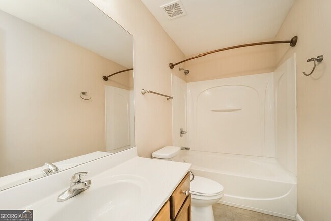 Building Photo - 529 Crestmont Ln