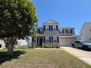 Building Photo - 3503 Sedgefield St