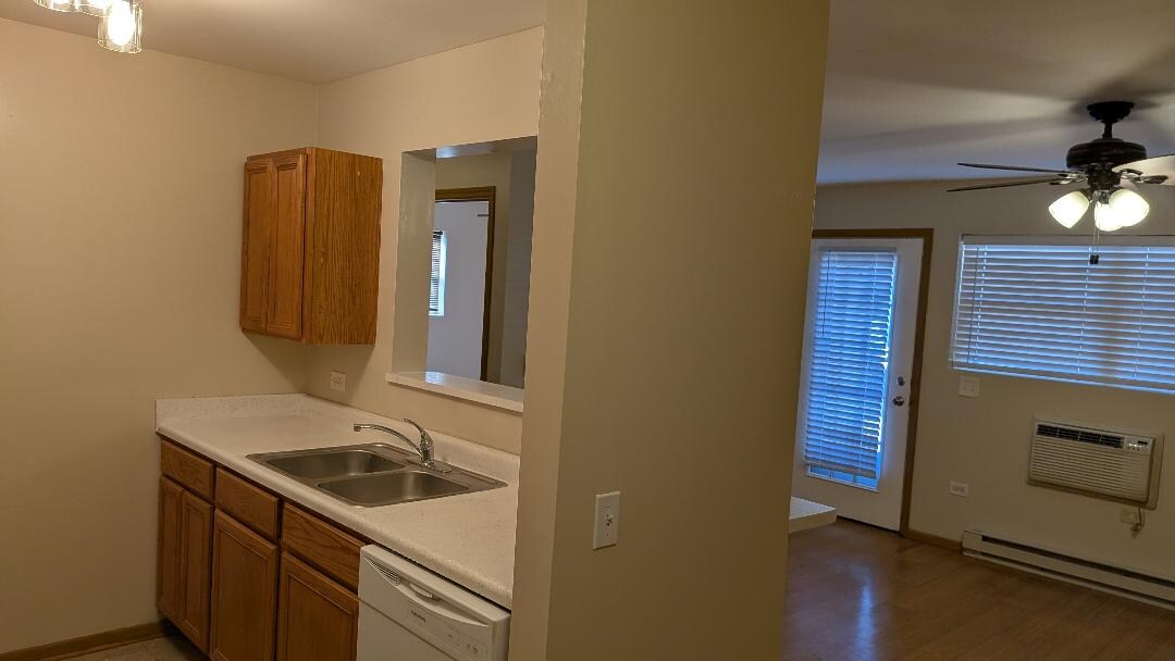 Building Photo - 430 Cunat Blvd.