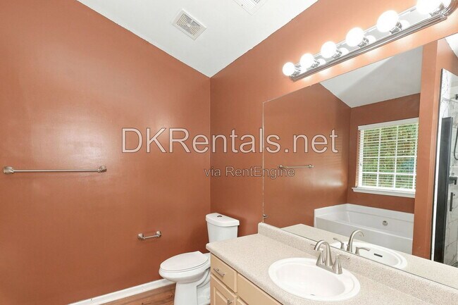Building Photo - 463 Thistle Cove