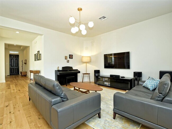 Building Photo - 4100 Rainy Creek Ln