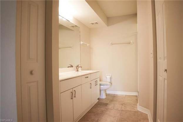 Building Photo - 273 Robin Hood Cir