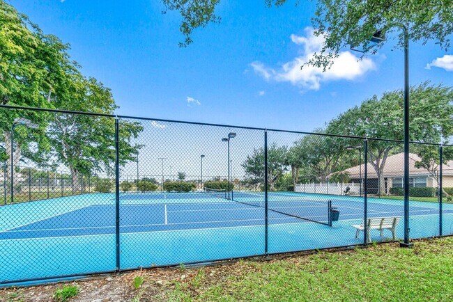 Building Photo - 2519 Coral Trace Pl