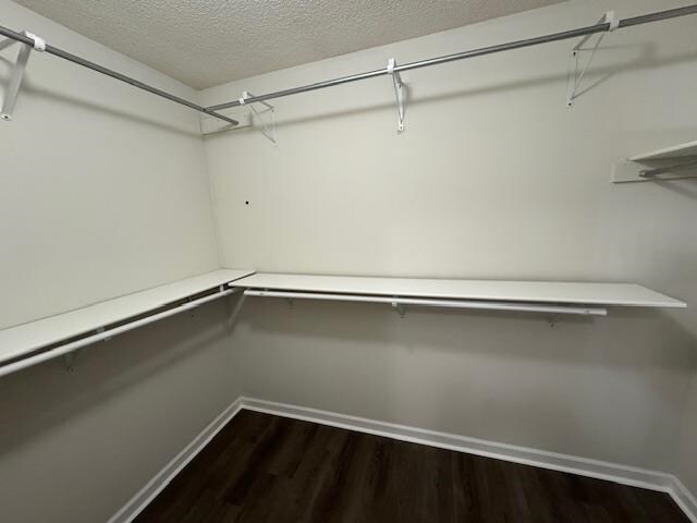 Building Photo - 110 S Walnut Bend Rd