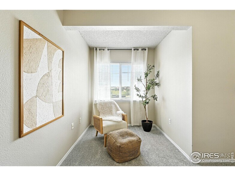 Main Bedroom Nook - 1876 Mallard Dr