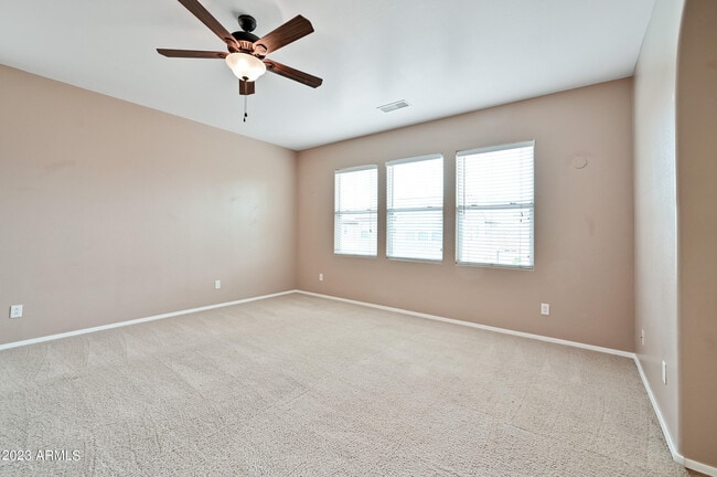 Building Photo - 1165 E Gail Dr