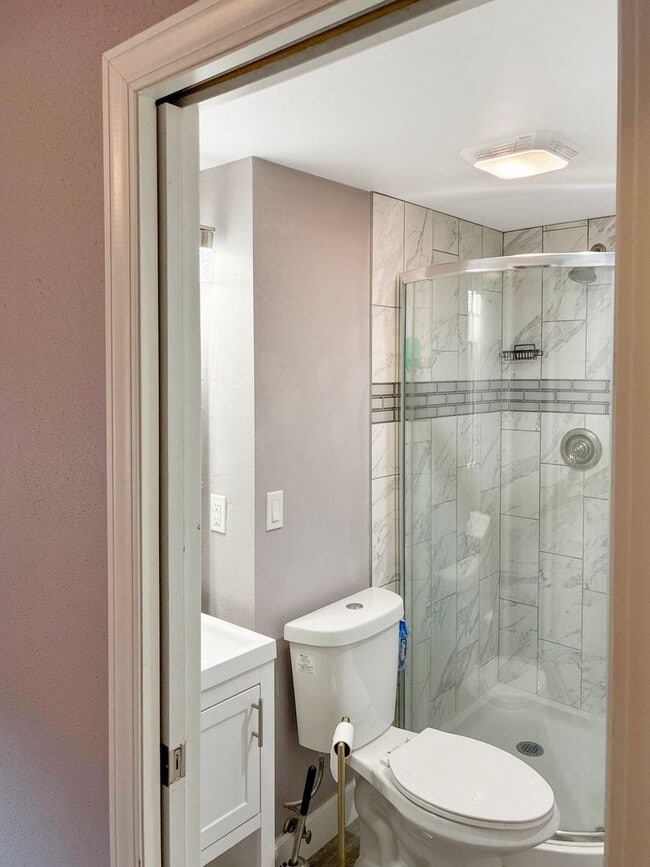 Building Photo - 2bed/2bath heart of Frisco! Year lease unf...