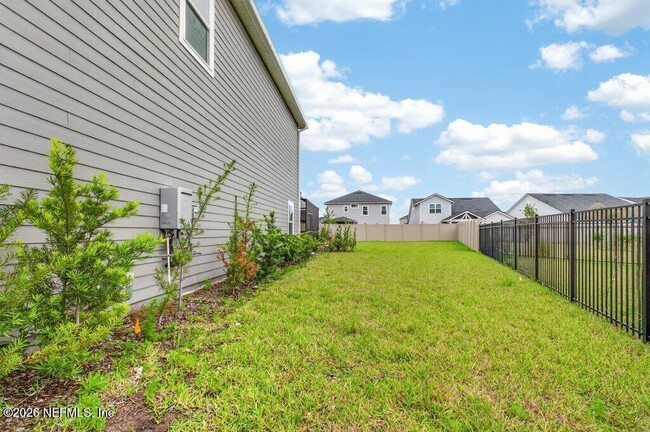 Building Photo - 21 Yardley Ct