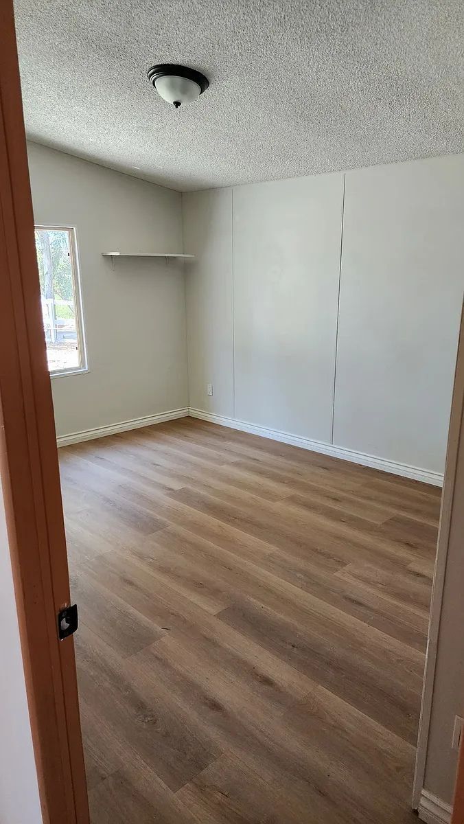 Building Photo - 20600 Little Valley Rd