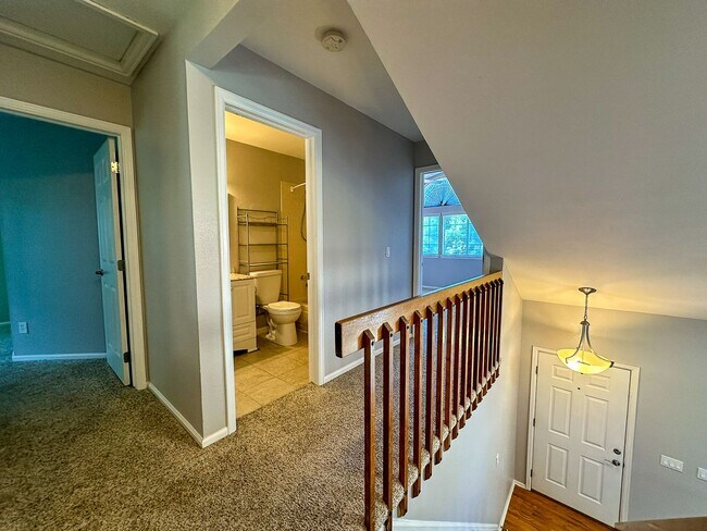 Building Photo - A perfect Highlands Ranch 4-bedroom home