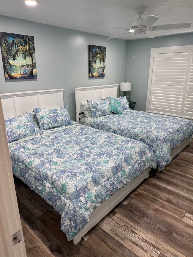 Building Photo - 3839 Sandstone Ct