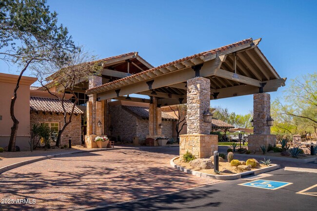 Building Photo - 7357 E Rochelle Cir