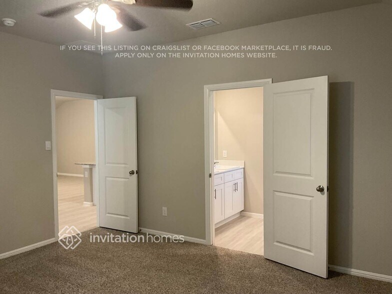 Building Photo - 224 Blanco Dr