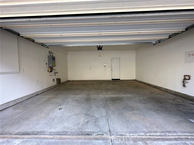 Building Photo - 6043 Snapdragon St