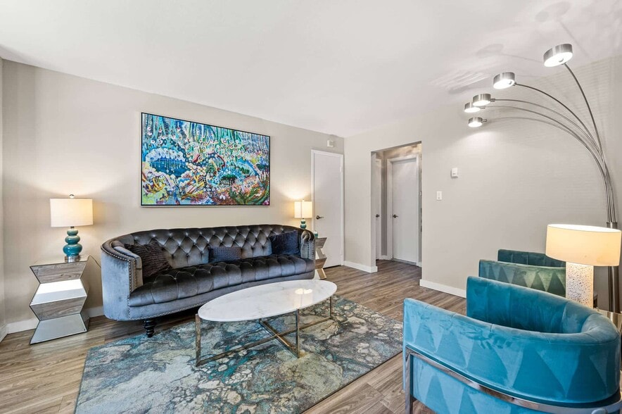 creek-village-11 - Creek Village Apartments