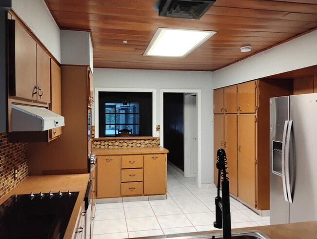 Building Photo - 4910 Ralls Rd