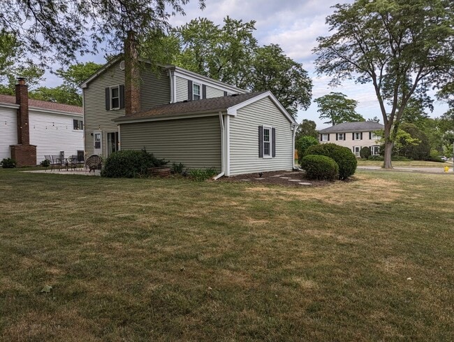 Building Photo - 4162 Longmeadow Rd