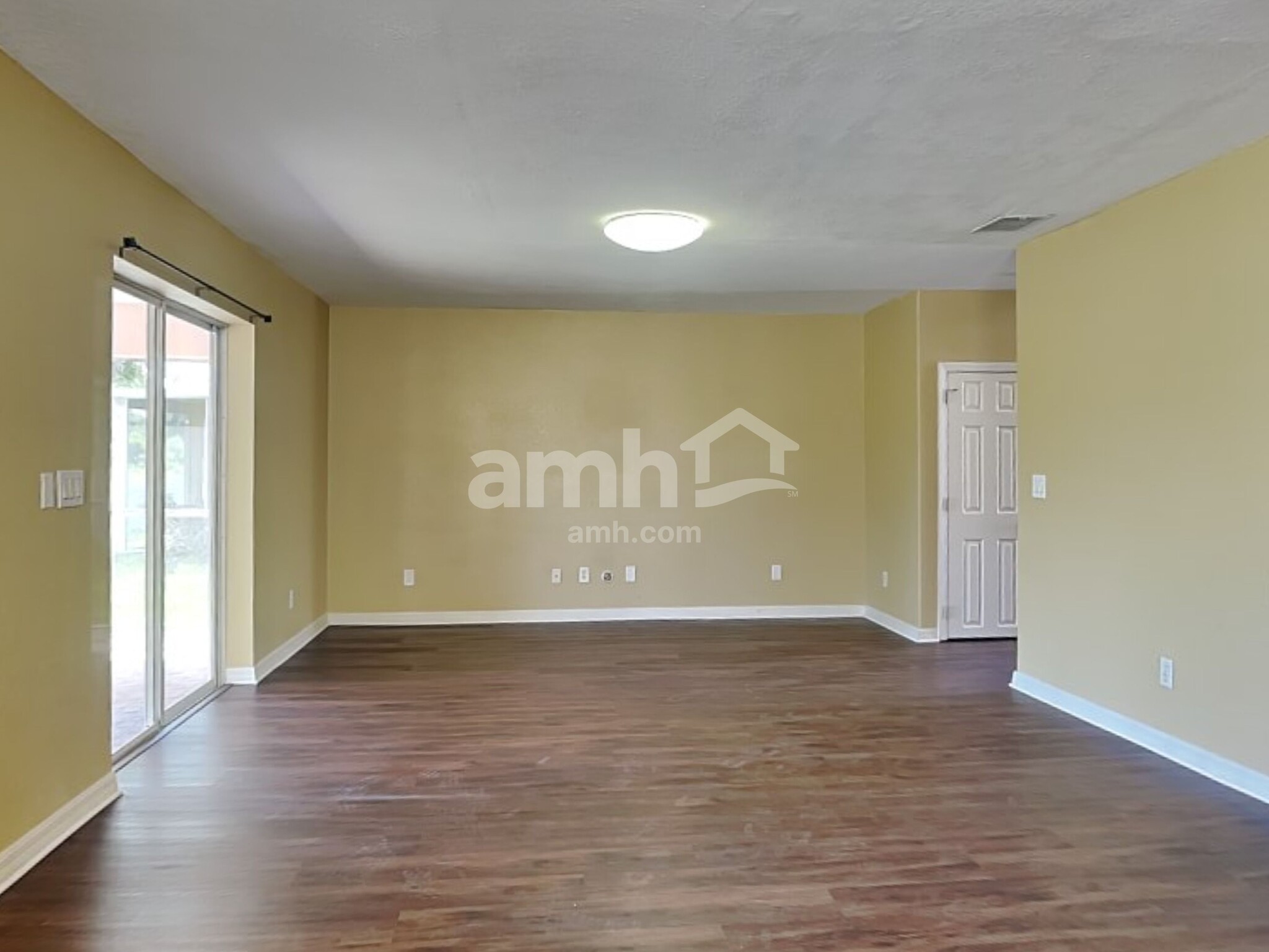 Building Photo - 11525 Hammocks Glade Dr