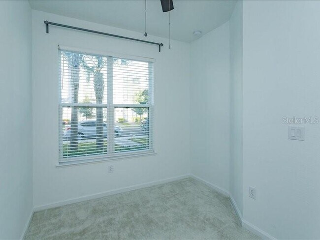 Building Photo - 2353 Brix St