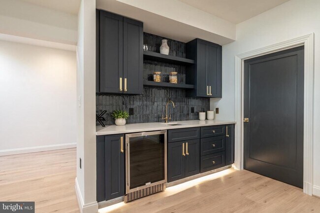 Building Photo - 4217 46th St NW