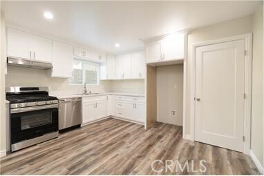 Building Photo - 225 N San Antonio Ave