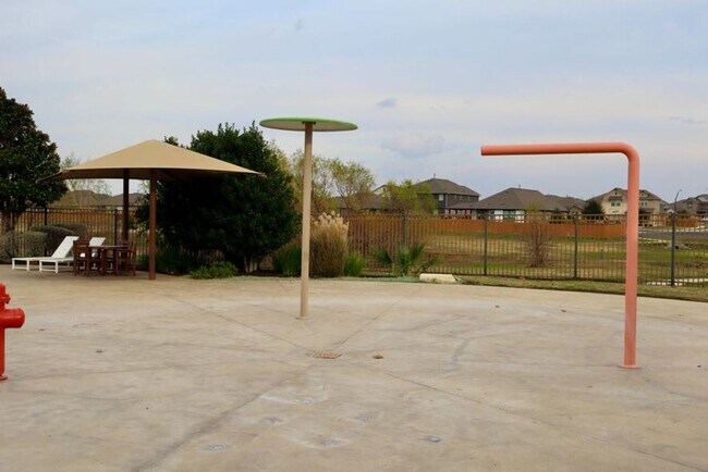 Building Photo - 8128 Daisy Cutter Crossing