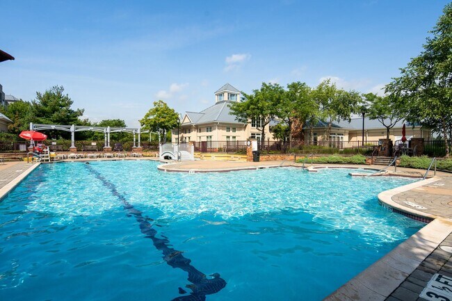 Building Photo - 109 Shearwater Ct E