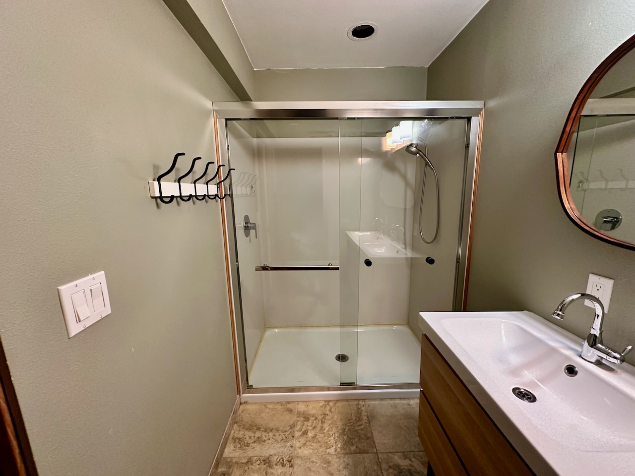downstairs shared bathroom - 1647 Jeannette Plz NW