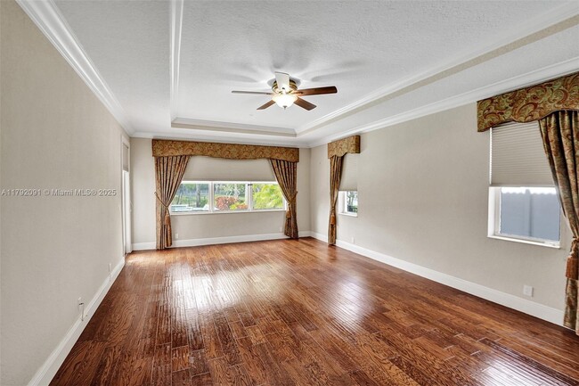Building Photo - 7607 NW 127th Manor