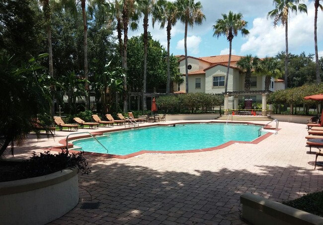 Building Photo - 827 Camargo Way