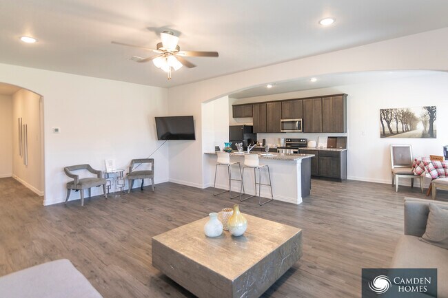 Building Photo - 69 Mustang Dr