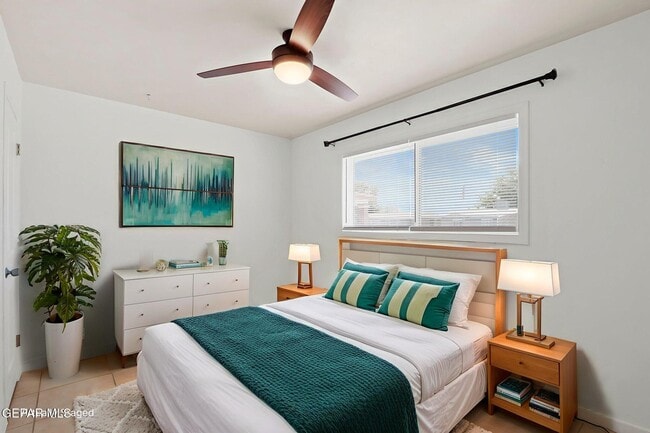 Building Photo - 5503 Salisbury Dr