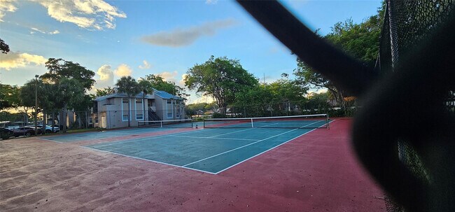 Building Photo - 1881 NW 96th Terrace