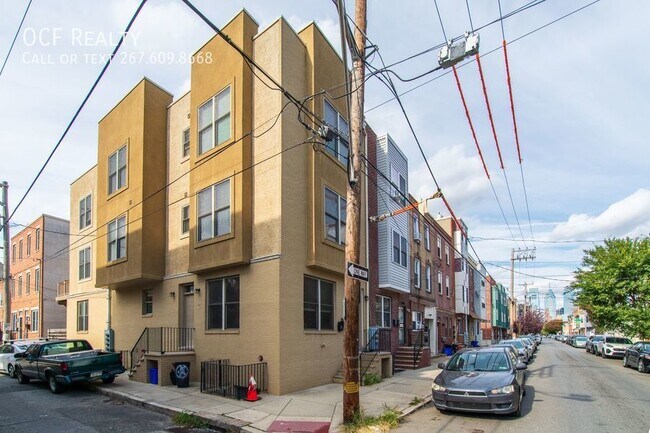 Building Photo - 1242 S 17th St
