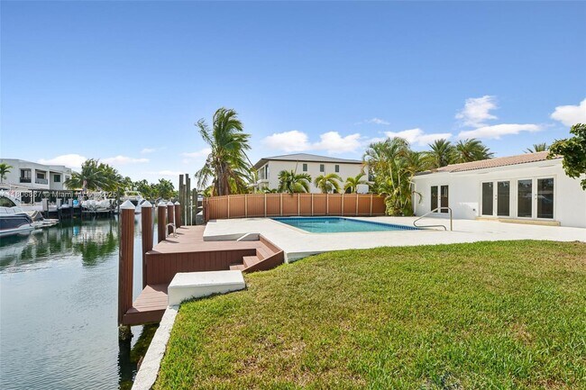 Building Photo - 13145 Coronado Terrace