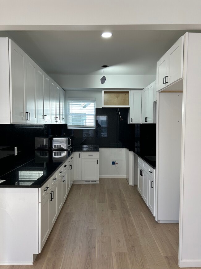 Building Photo - 4426 15th St