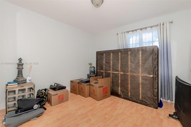 Building Photo - 18045 SW 29th Ct