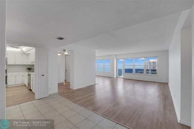 Building Photo - 3500 Galt Ocean Dr