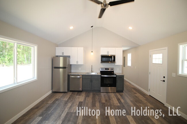Building Photo - 4 Iron Oak Ln